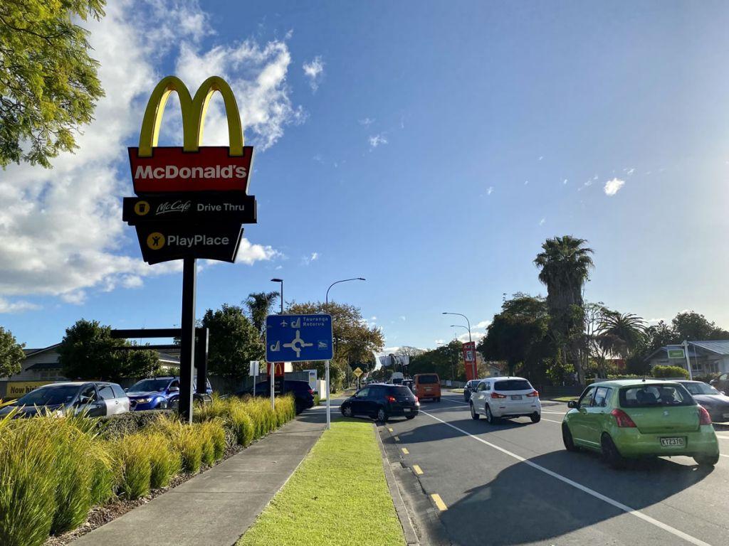 Area of temporary solution to fast-food traffic