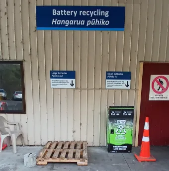 Battery recycling unit Battery recycling drop-off point - Whakatane